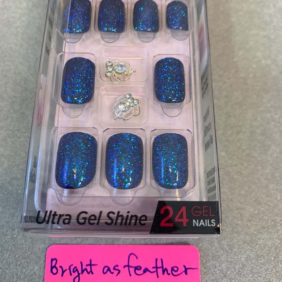 imPRESS 24 Press-On Ultra Gel Shine Nails W/Charm - Picture 3 of 5